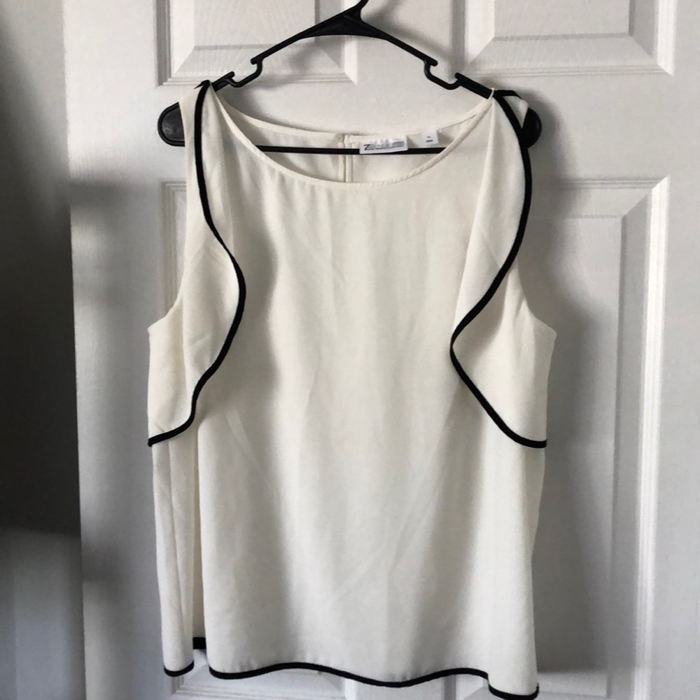 XL 7th Avenue Sleeveless Blouse